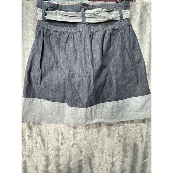 Theory Skirt Women's Size 2‎ - Picture 3 of 3
